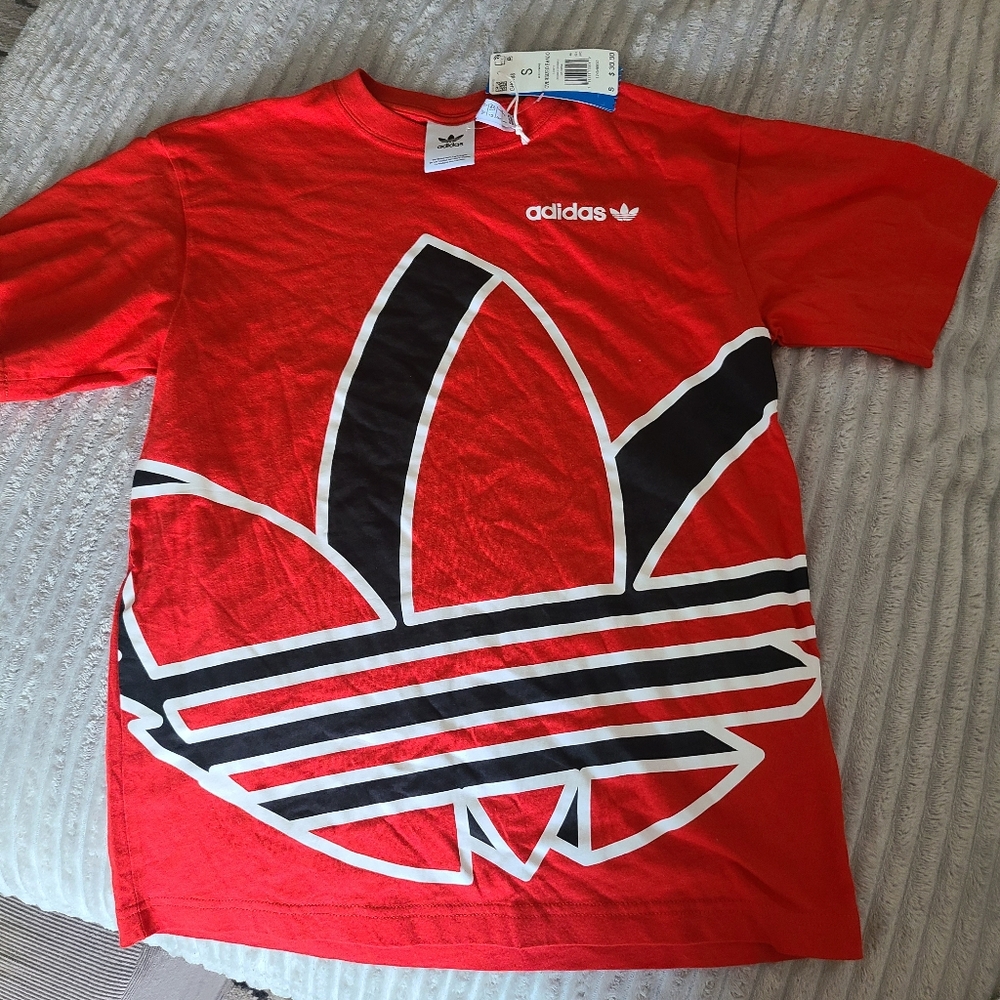 Adidas Red and Black Short Sleeve Tee with Geometric Graphics